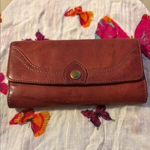 Frye Leather Trifold Wallet - Red Brown